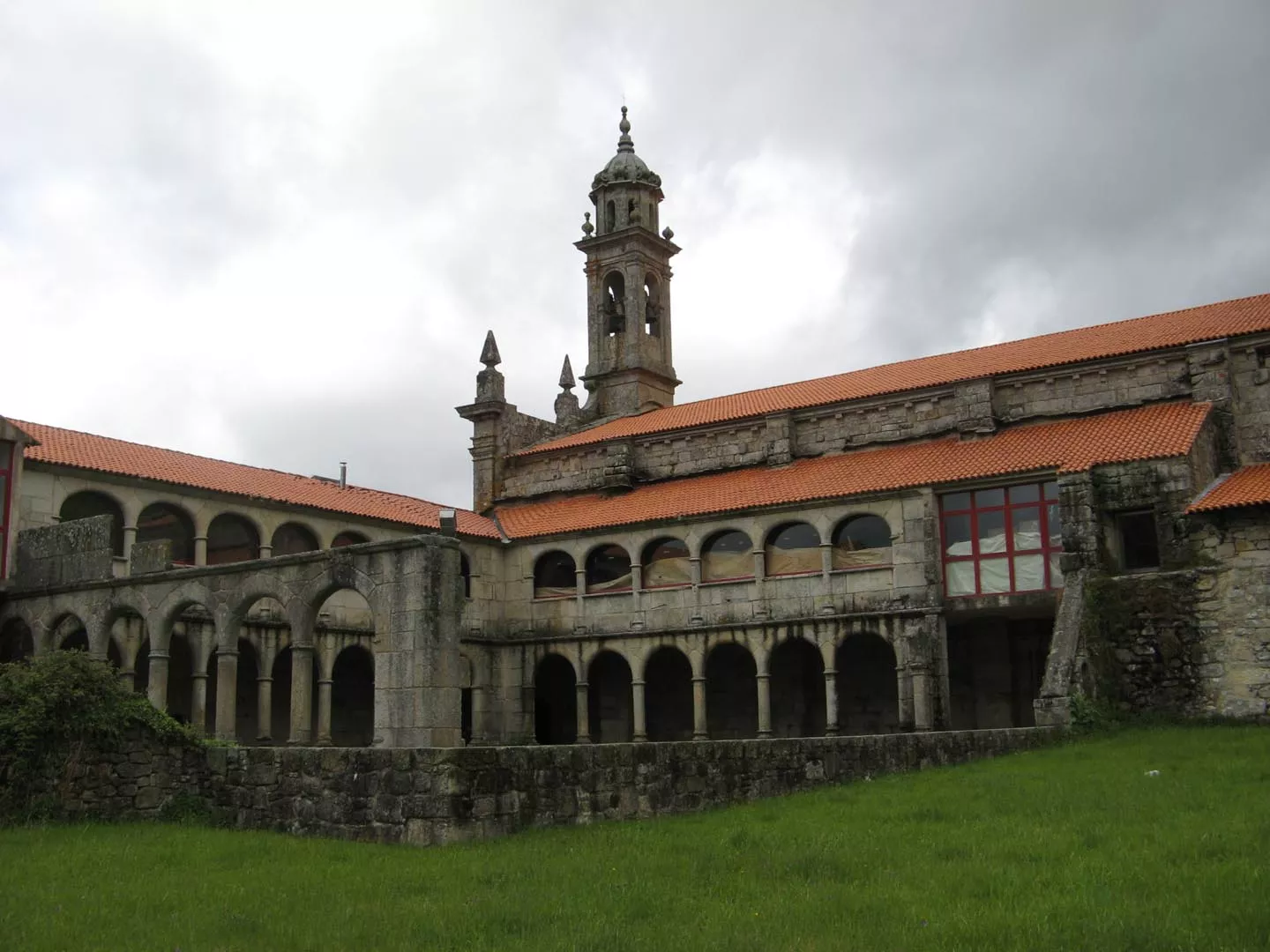 Monasterio de Santa Maria - Xunqueira de Espadanedo