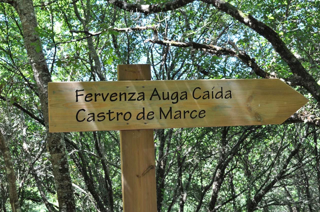 Señalización Fervenza de Auga Caída